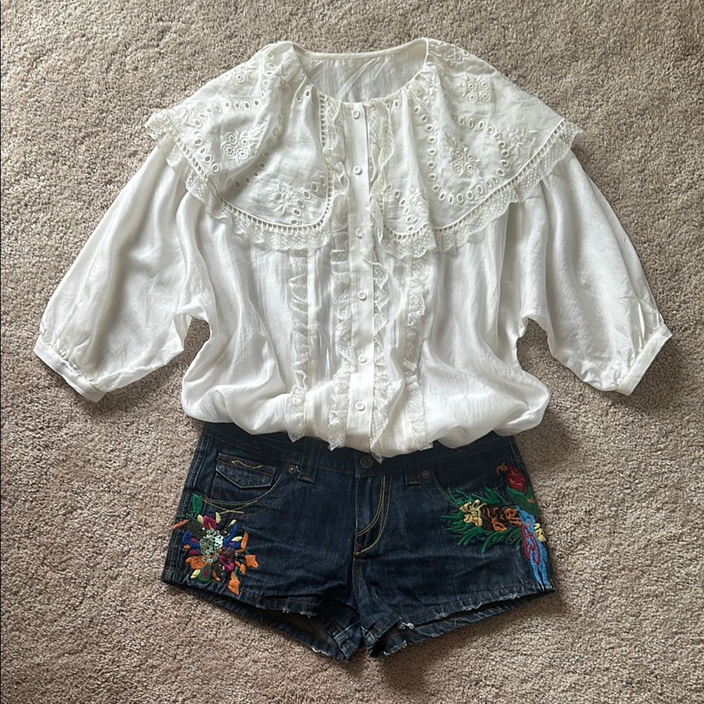 White Lace Collar Women's Top